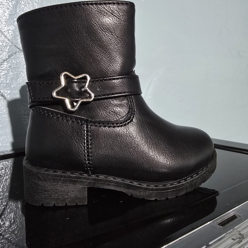 Jellypop Black Kids Boots with Silver Star Accent